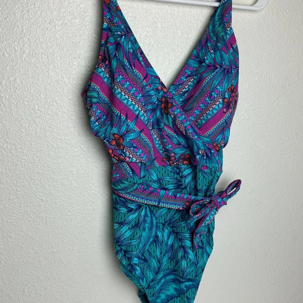 NWT Skinny Dippers Mojito Kiss Kiss Soft Cup One Piece Swimsuit Size L - Picture 2 of 16